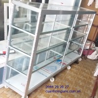 Tủ kính trưng bày mỹ phẩm giá rẻ