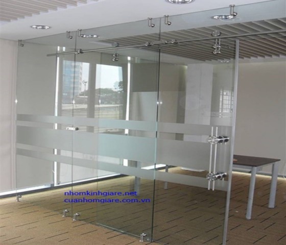 Cửa kính cường lực lùa