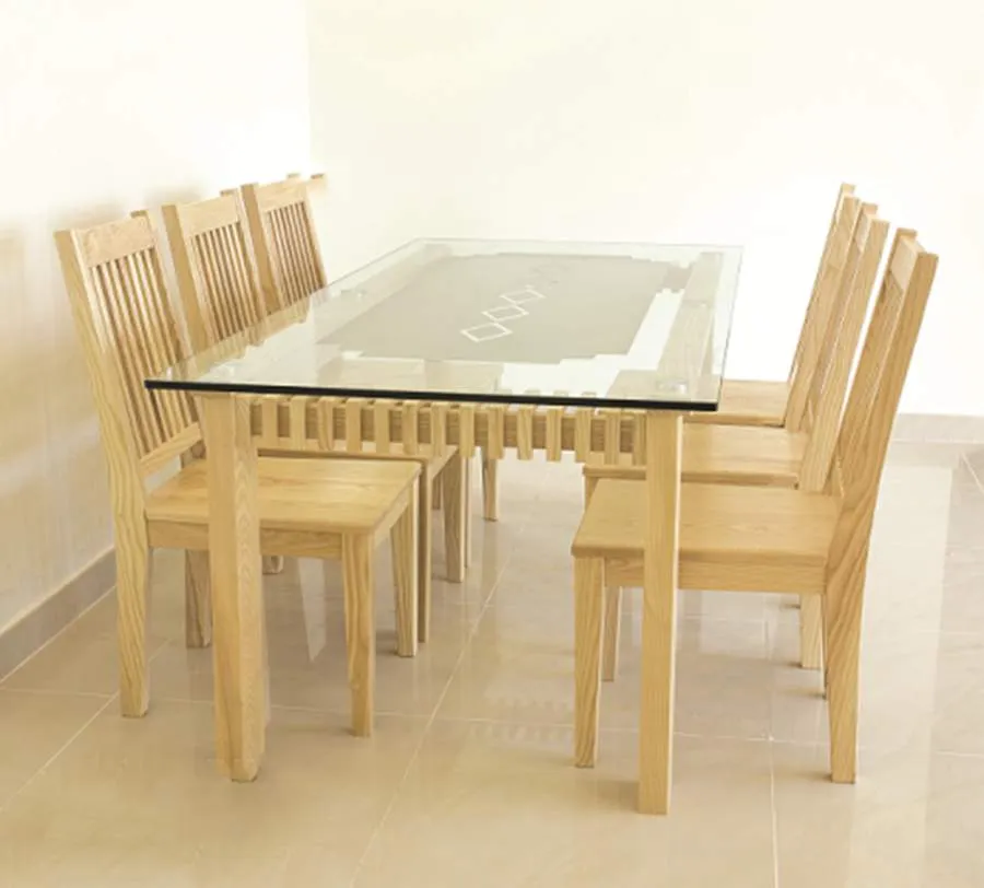 Cắt kính mặt bàn ăn cường lực theo kích thước TP.HCM - hình ảnh thực tế Tấm kính cường lực gia công theo mặt bàn tại TP.HCM