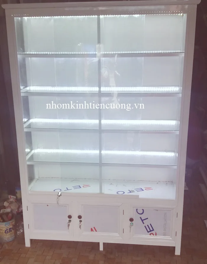 Hình thực tế: Tủ mỹ phẩm nhỏ gọn cho mặt bằng hẹp Tủ mỹ phẩm nhỏ gọn cho mặt bằng hẹp