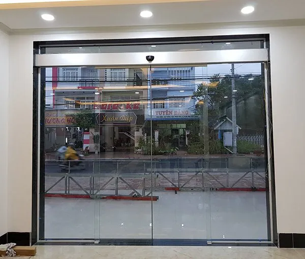 Cảm biến và phụ kiện an toàn cho cửa tự động Cửa tự động kính cường lực có cảm biến an toàn