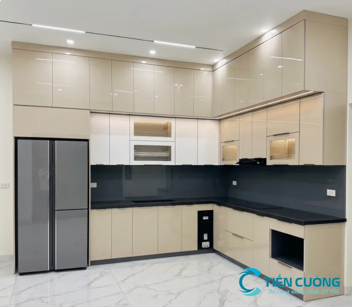 Mẫu tủ bếp nhôm kính đẹp: gợi ý kiểu dáng, màu sắc và vật liệu - hình ảnh thực tế Hoàn thiện mẫu tủ bếp nhôm kính đẹp