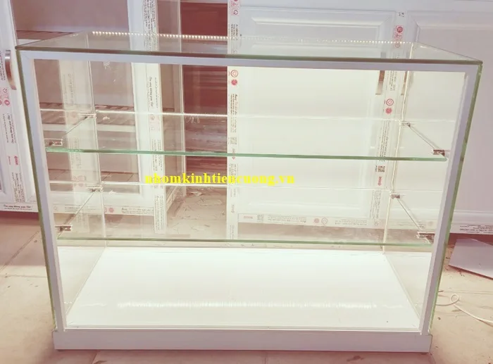 Hình thực tế: Tủ mỹ phẩm dạng module dễ thay đổi vị trí Tủ mỹ phẩm dạng module dễ thay đổi vị trí