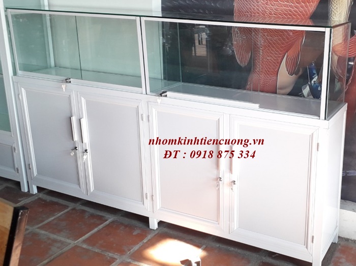 Tủ mỹ phẩm 10