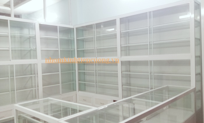 Tủ thuốc tây 2