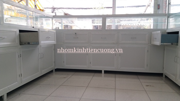 Tủ thuốc tây 24