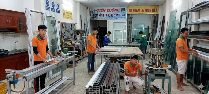 xưởng thi công cửa nhôm kính uy tín TP.HCM