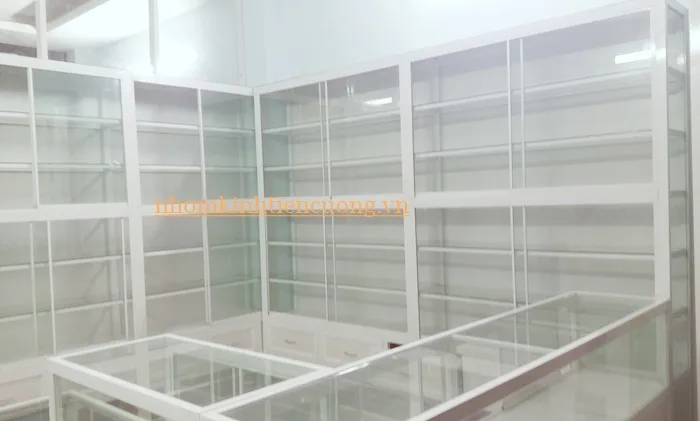 Quầy thuốc theo luồng phục vụ Bố trí quầy thuốc theo luồng phục vụ