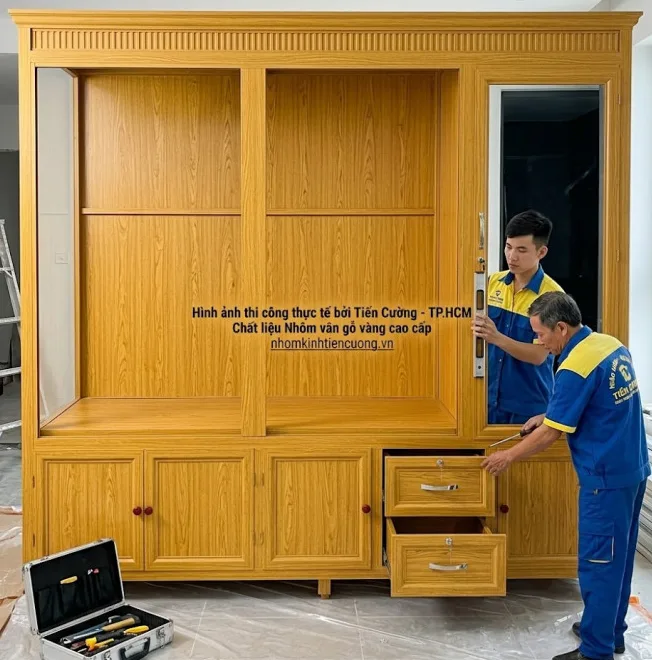 Tủ Quần Áo Bằng Nhôm - Lựa Chọn Thông Minh Cho Không Gian Hiện Đại - hình ảnh thực tế Tủ Quần Áo Bằng Nhôm - Lựa Chọn Thông Minh Cho Không Gian Hiện Đại
