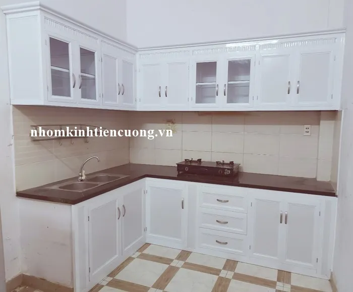 Tủ Bếp Nhôm Kính Cần Giờ Đẹp, Bền Chống Muối Biển | Tiến Cường - hình ảnh thực tế Thi Công Tủ Bếp Nhôm Kính Cần Giờ