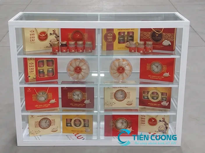 Tủ Bán Hàng Nhôm Kính Có Bền Không? Ưu Nhược Điểm Cần Biết - hình ảnh thực tế Tủ nhôm kính kính cường lực